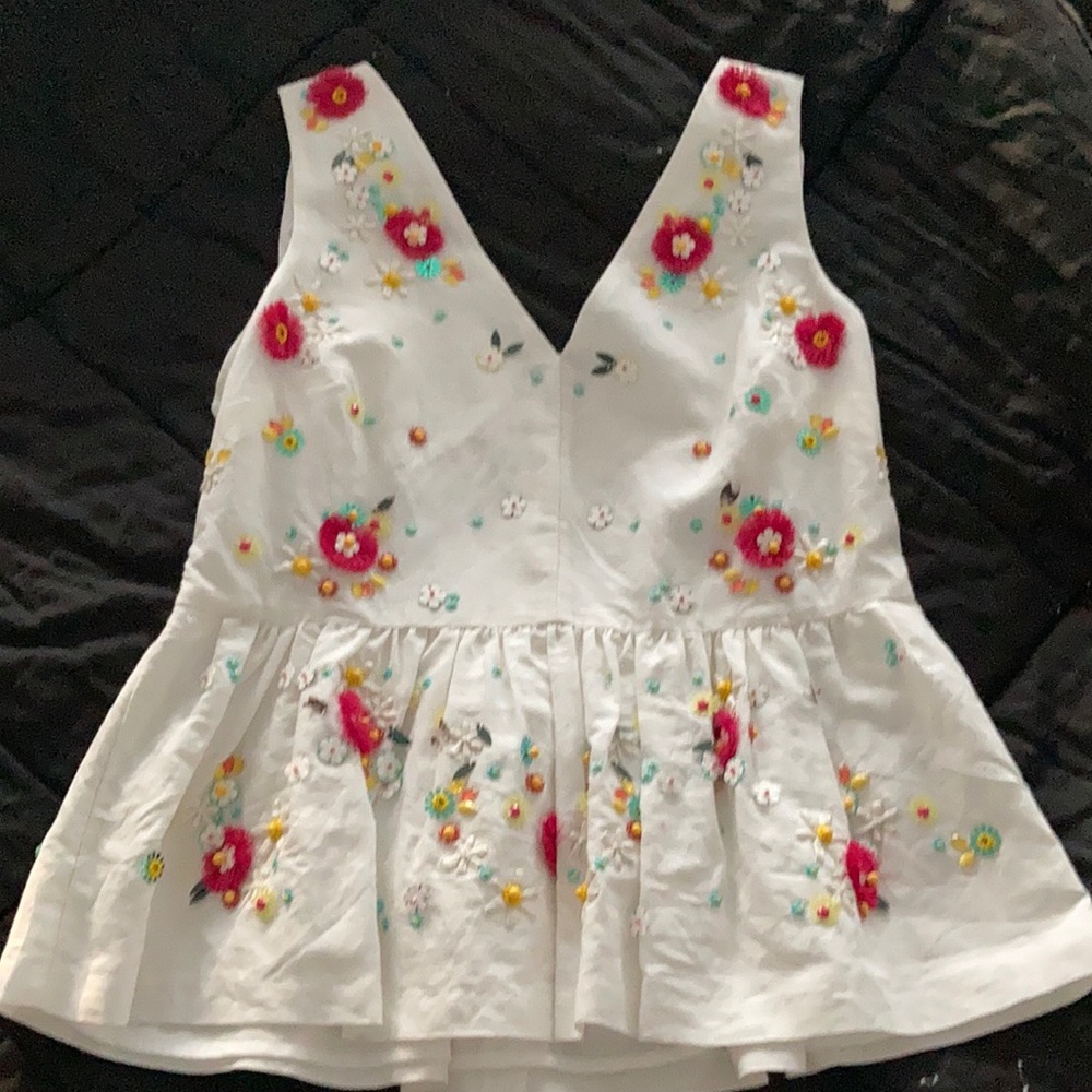J crew embroidered sleeveless blouse size 8